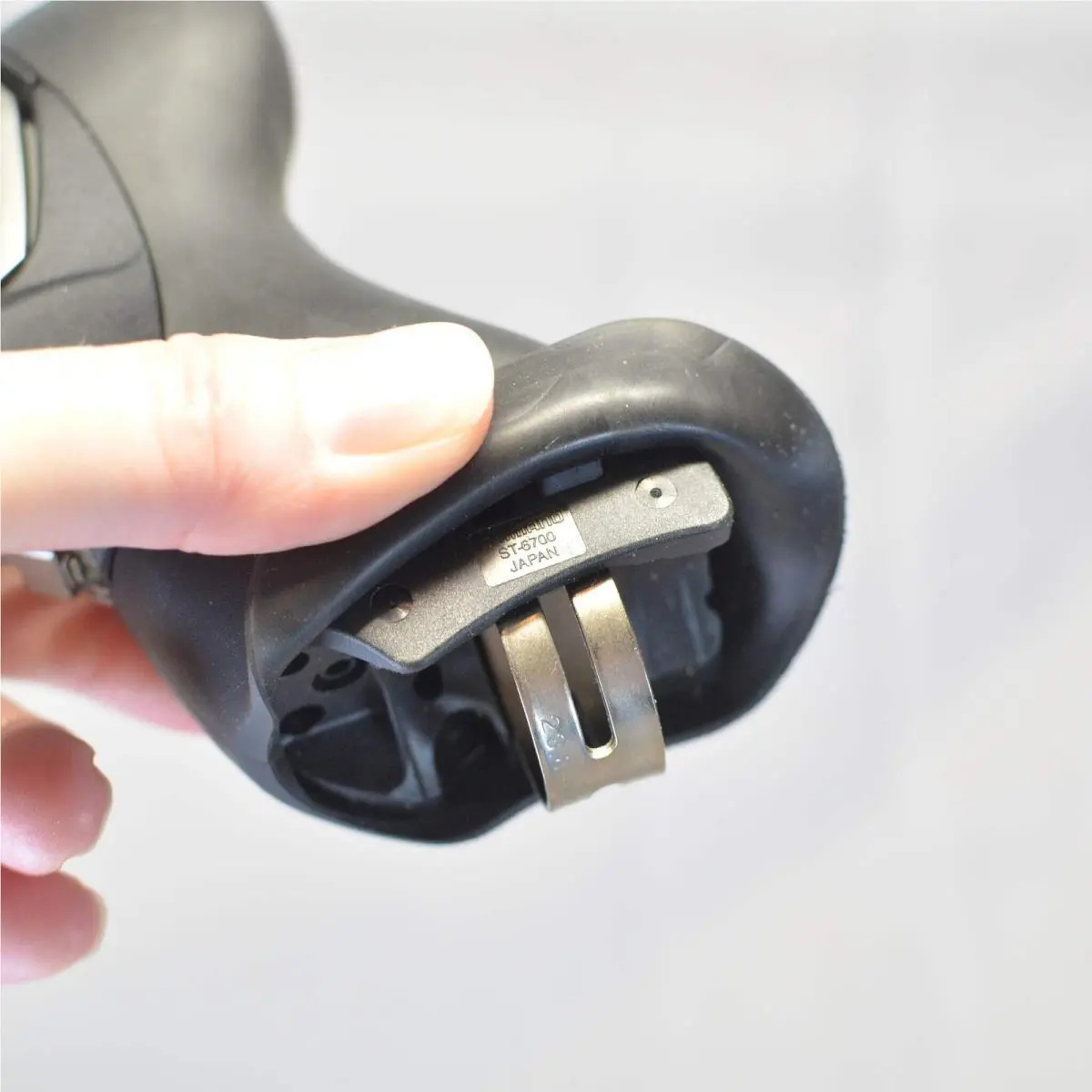 Shimano  - Ultegra 6700 - Ultegra - ST-6700 - Black 1