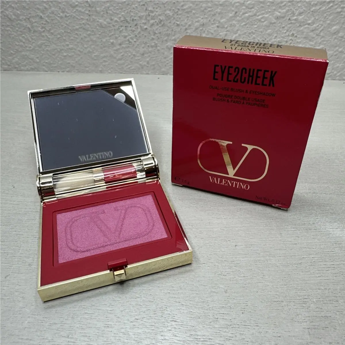Valentino Eye2Cheek Dual Use Blush and Eyeshadow 01 Born IN Roma