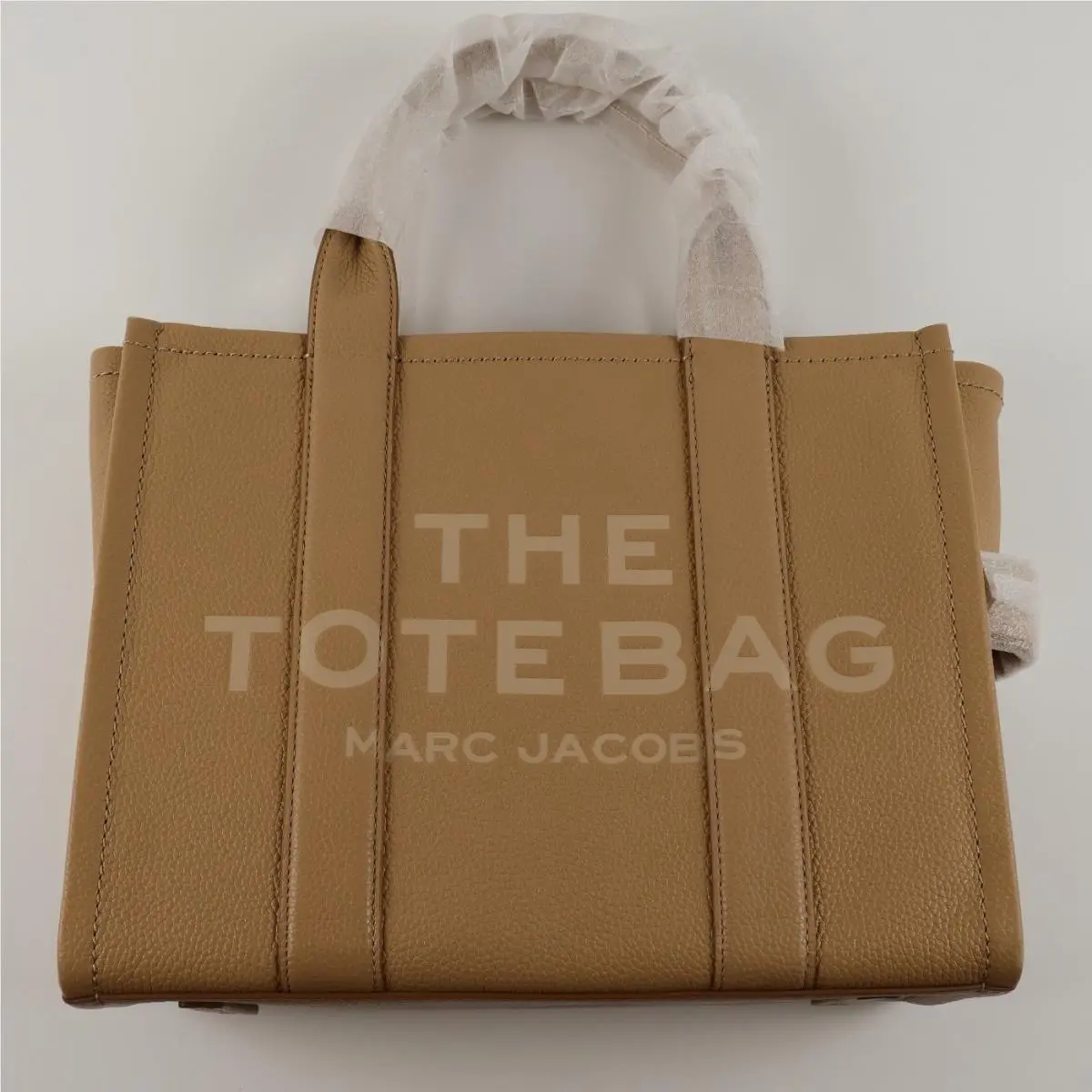 Marc Jacobs Tote Bag The Medium Tote Camel Tan Solid Leather