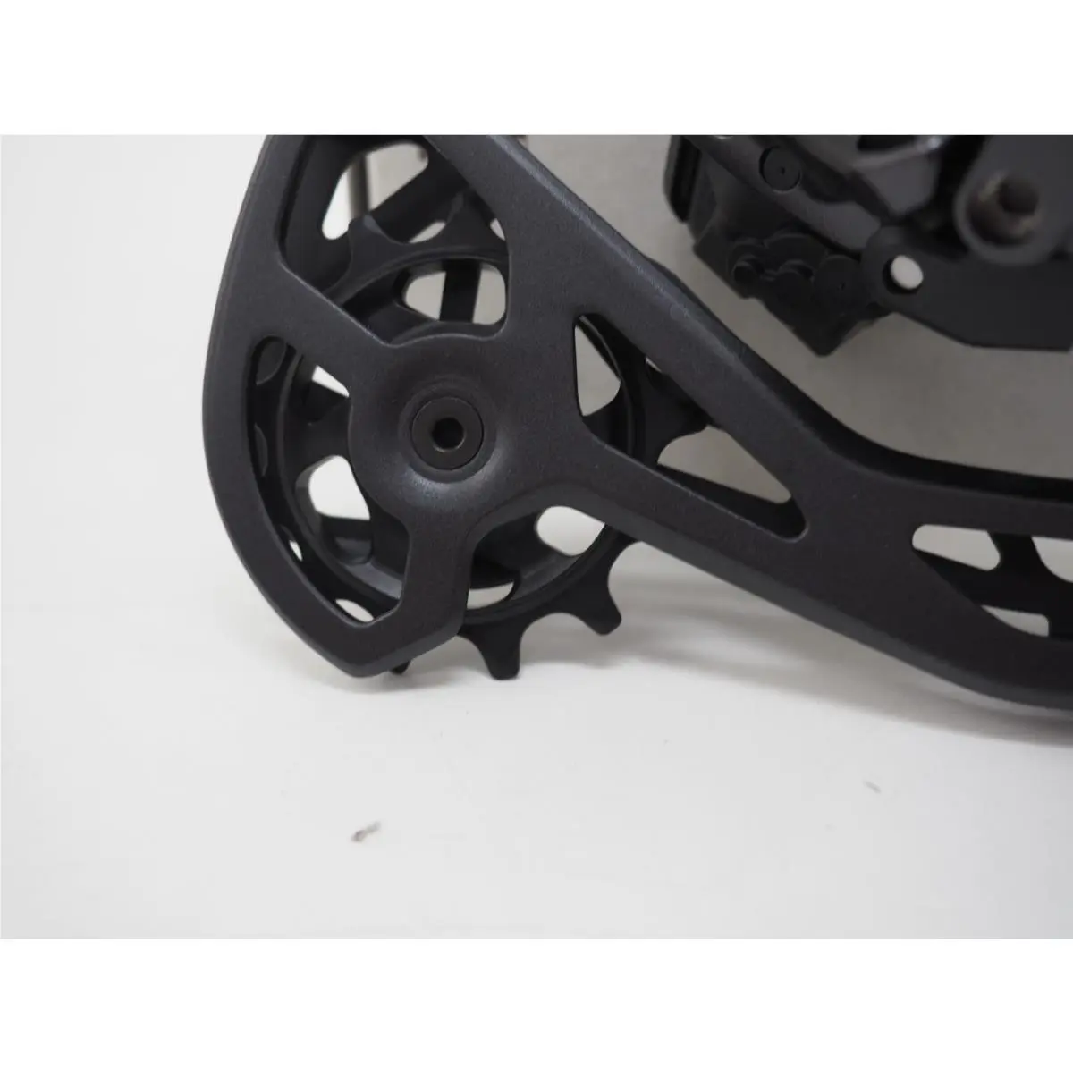 Shimano  - Black 2