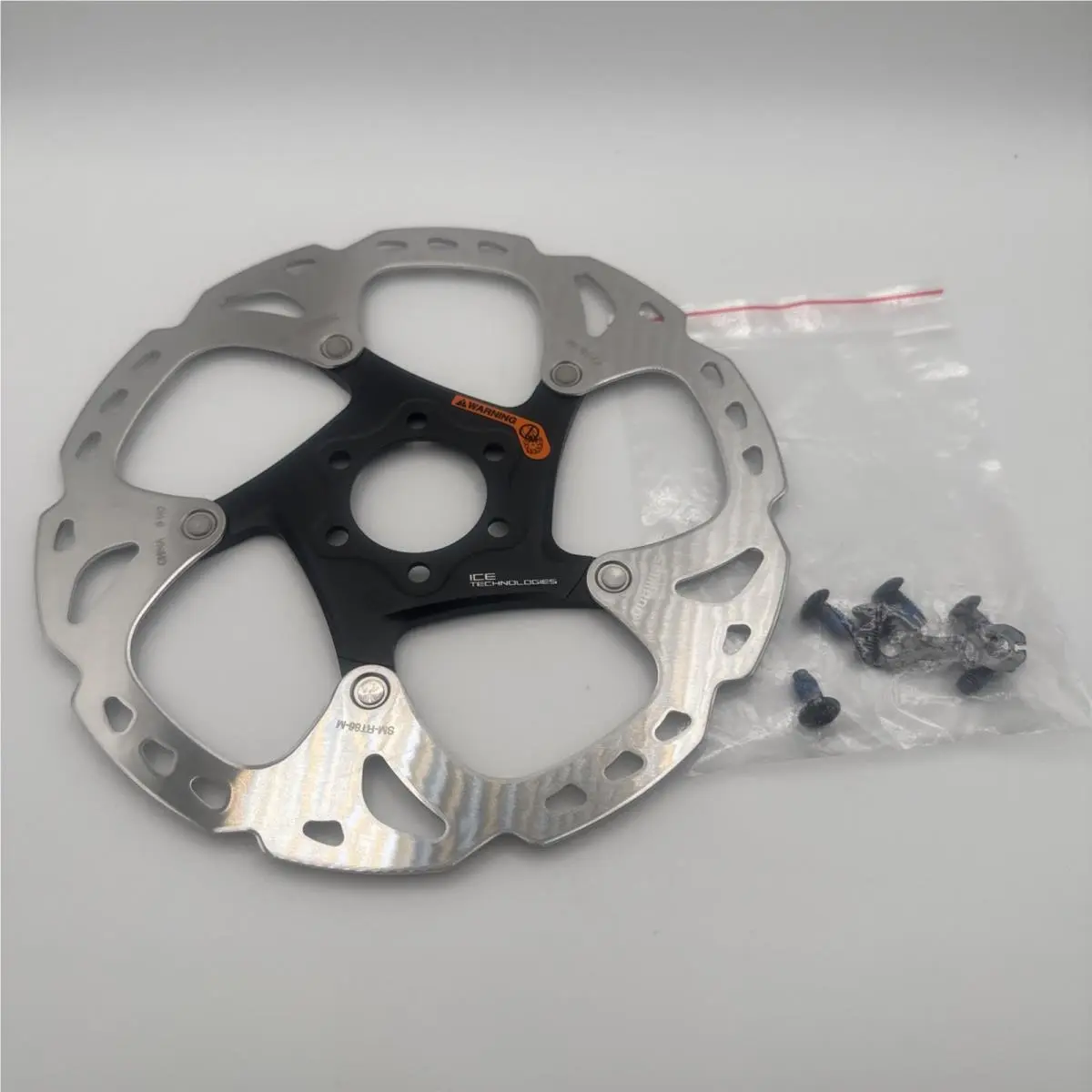 Shimano  - SM-RT86-M 6 - Silver 5