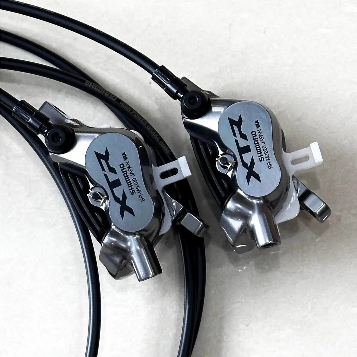 Shimano  - Shimano XTR M9220 - XTR - Black 1