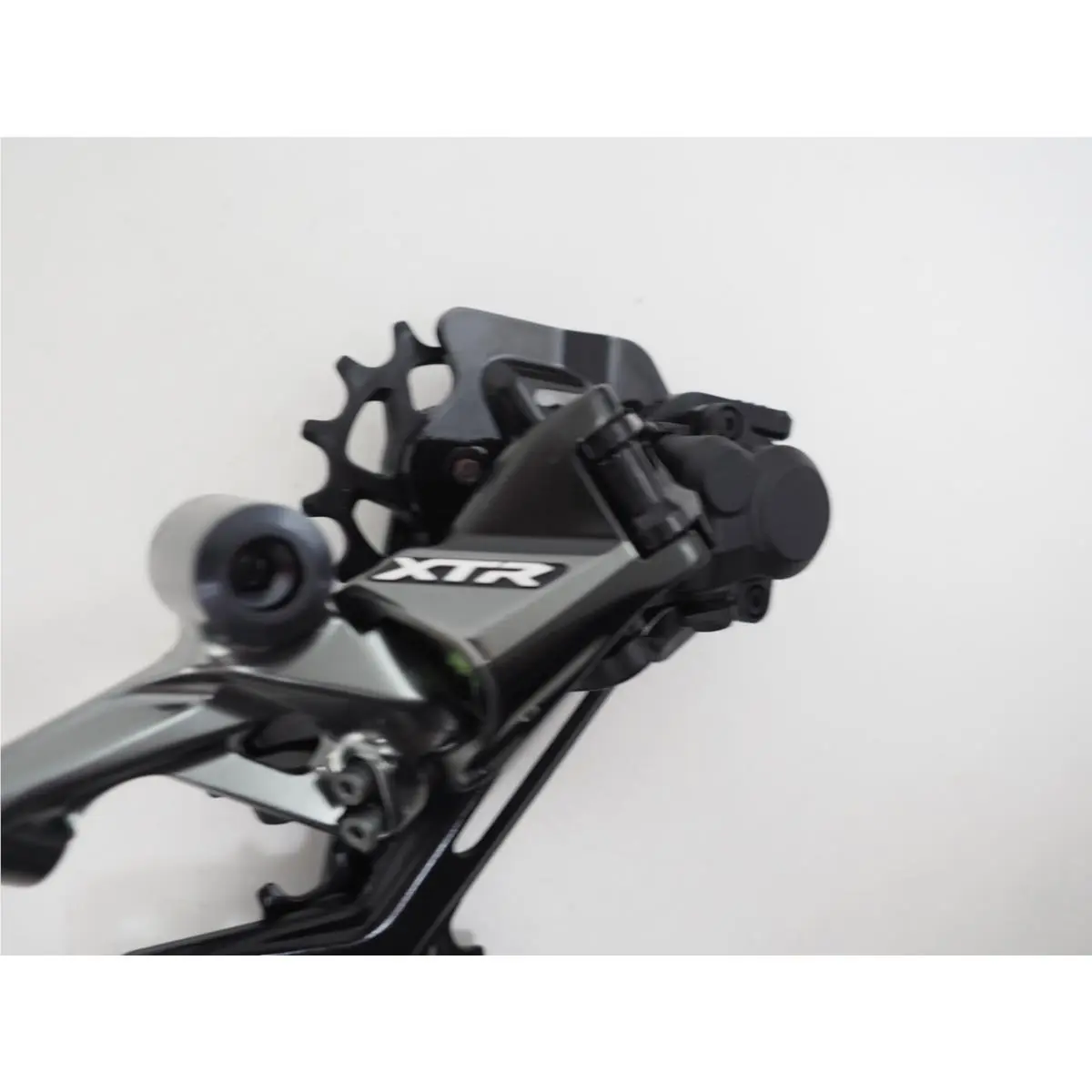 Shimano  - Black 2