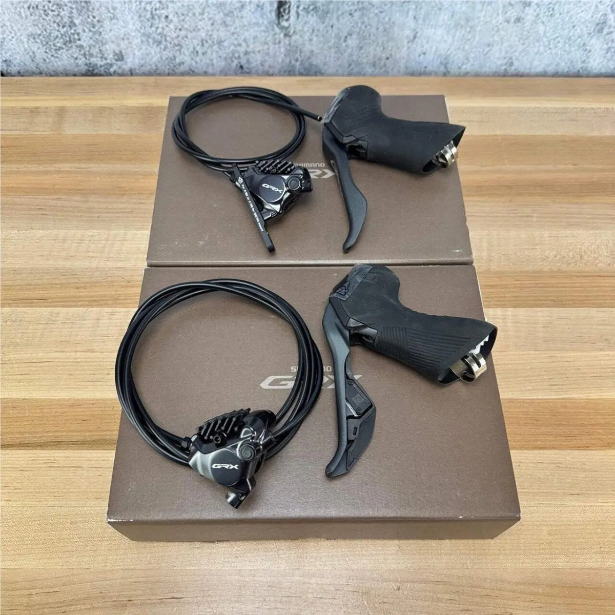 Shimano Grx ST-RX825/BL-RX820 1x 12-Speed Di2 Wireless Shifters