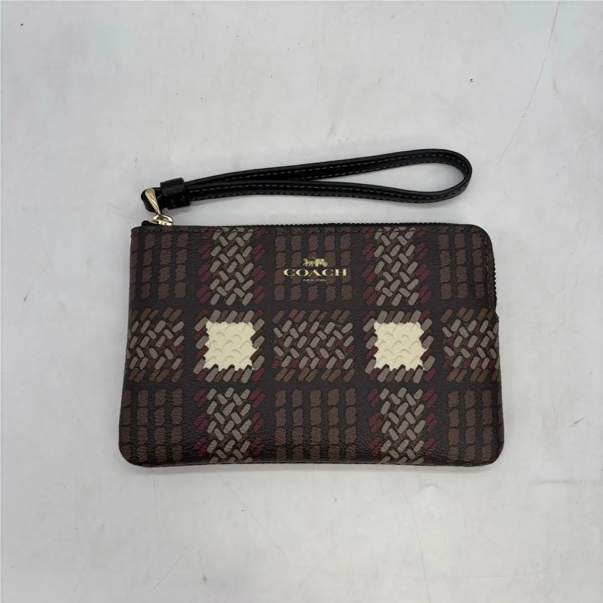Coach Corner Zip Wristlet Bag Wallet Purse with Brushed Plaid Print Msr