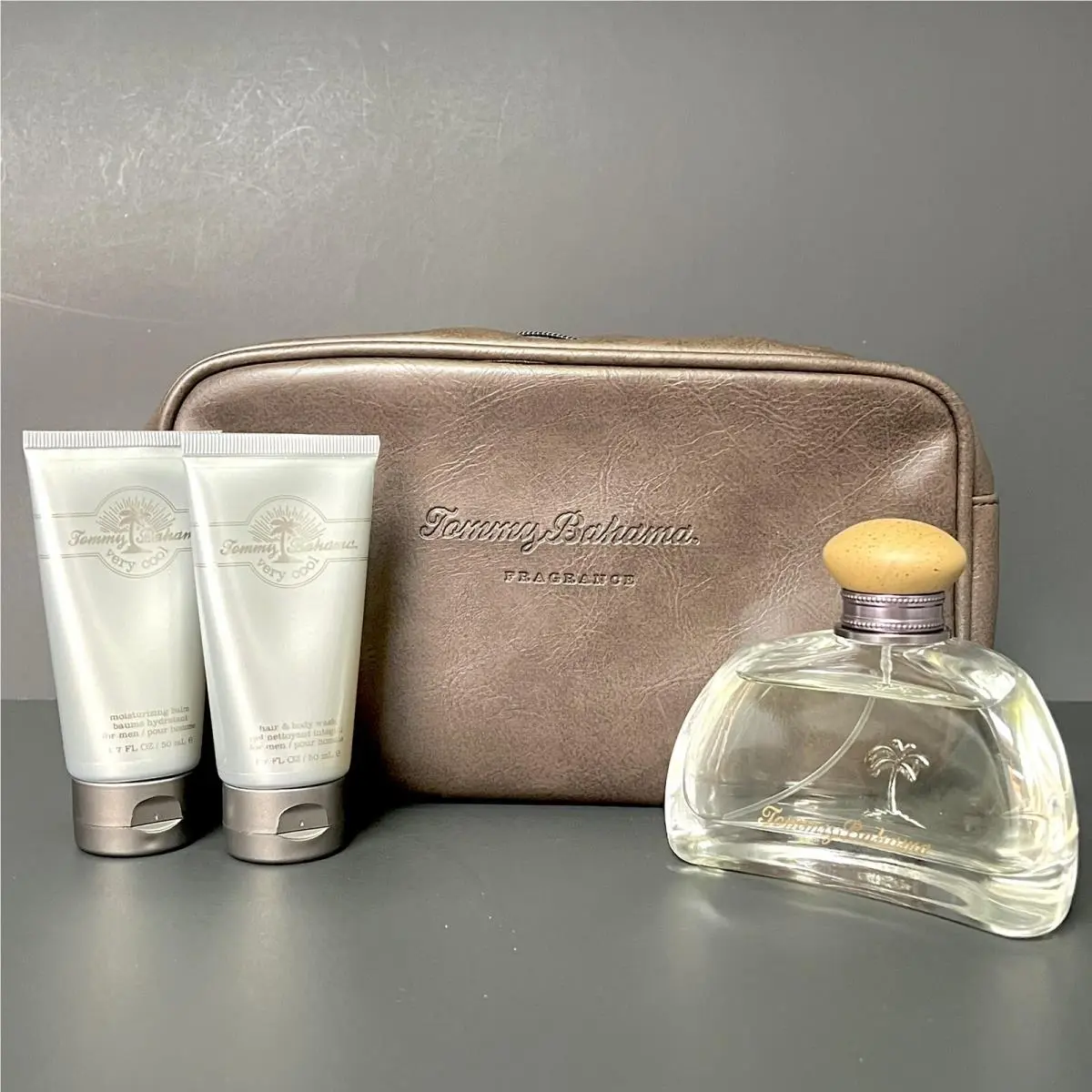 Tommy Bahama Very Cool Men 4pc Set Wood Cap 3.4oz+1.7oz A/S+1.7oz B/w+bag A03