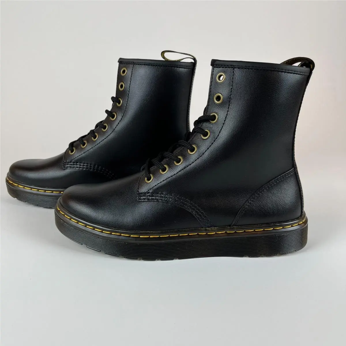 Dr. Martens shoes - Dr. Martens Airwair - Martens Airwair - 26132001 - Black 14