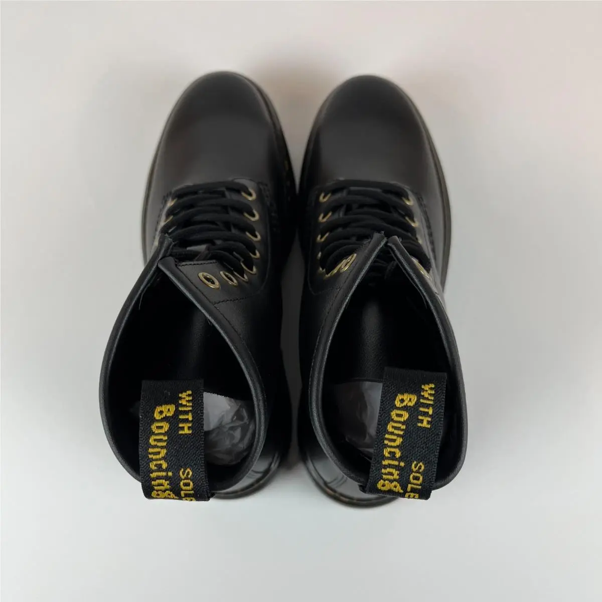 Dr. Martens shoes - Dr. Martens Airwair - Martens Airwair - 26132001 - Black 3