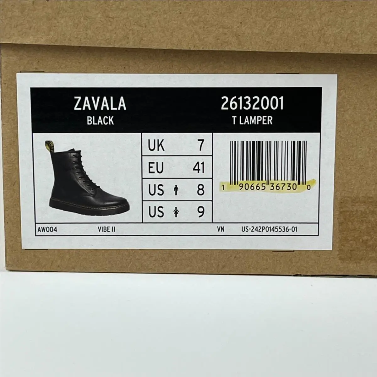 Dr. Martens shoes - Dr. Martens Airwair - Martens Airwair - 26132001 - Black 18