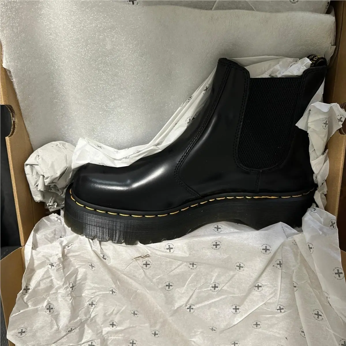 Dr. Martens shoes - 2976 Quad - Quad - Black 2