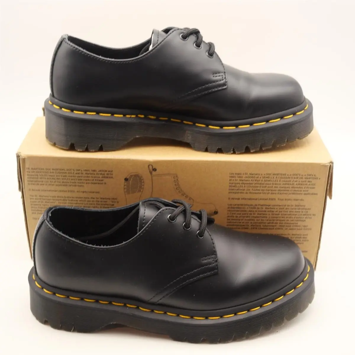 Dr. Martens shoes - Black 2