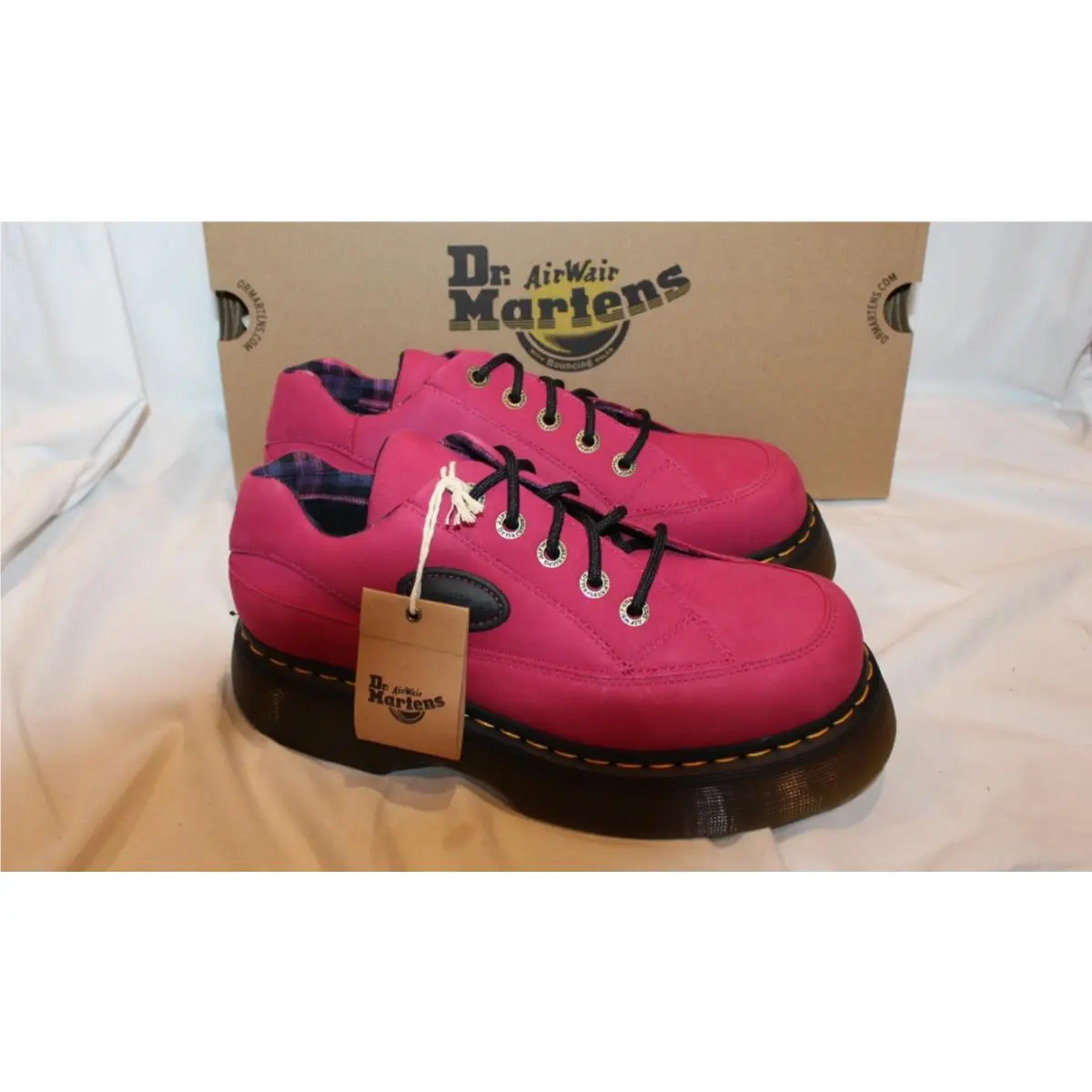 Dr. Martens shoes - Dr Martens Buzz 51 Eye - Pink 1