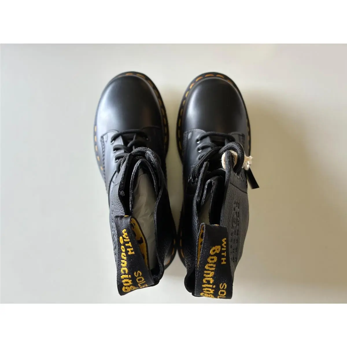 Dr. Martens shoes - Black (UPC: 190665695342) 0