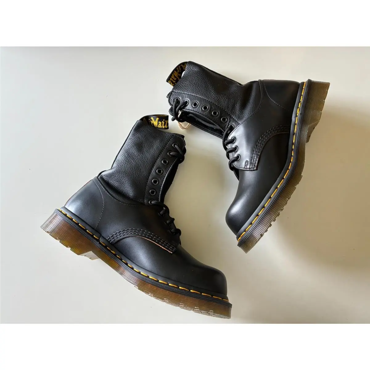 Dr. Martens shoes - Black (UPC: 190665695342) 1