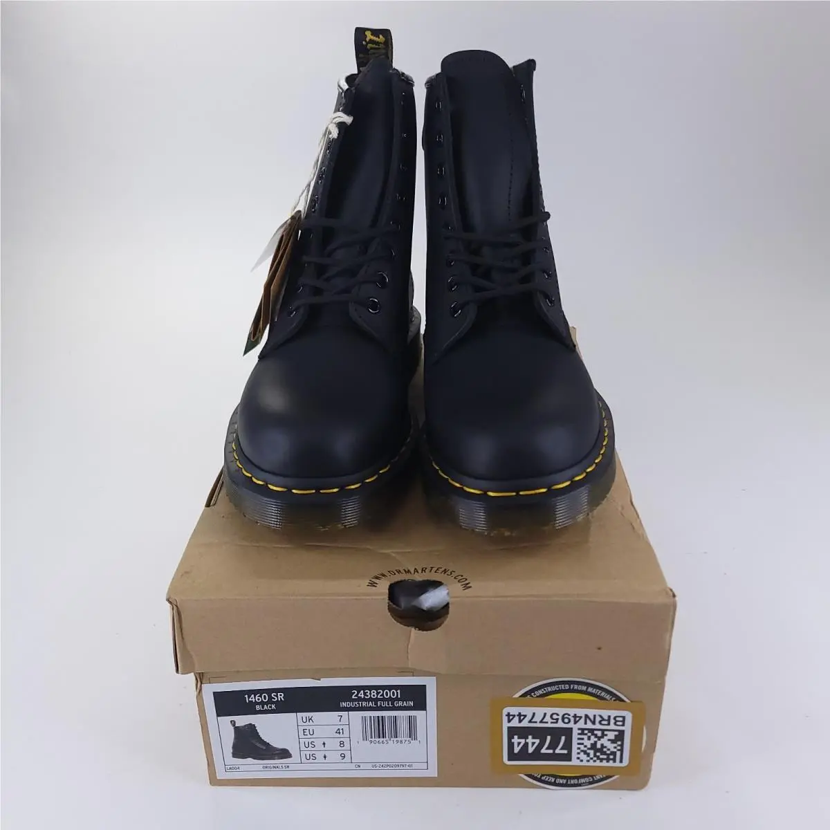 Dr. Martens shoes - Dr. Martens 1460 - Martens - Black 4