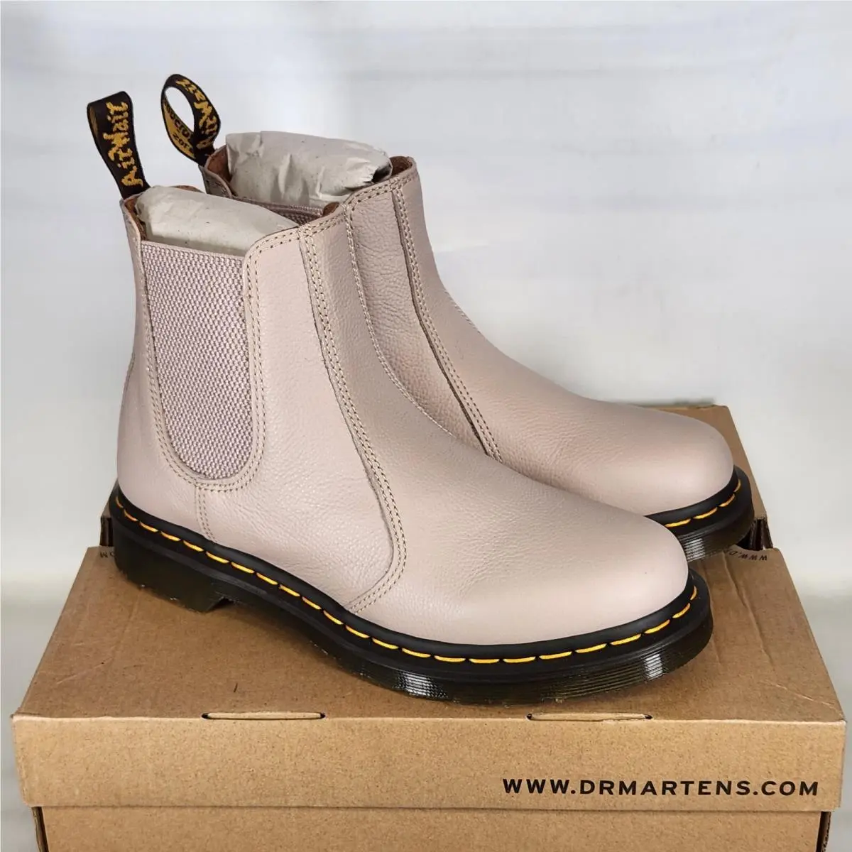 Dr. Martens shoes - Chelsea - Chelsea - 30698348 - Beige 0