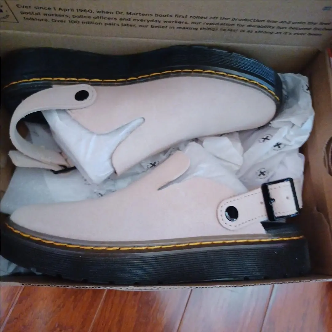 Dr. Martens shoes - Beige 10