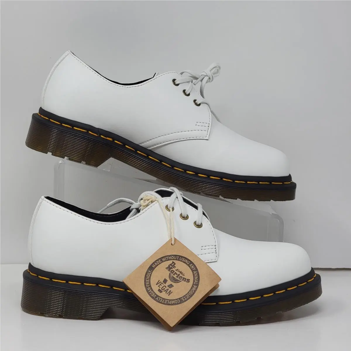 Dr Martens Vegan Low Boots Air Wair Air Cushion White 27214 Mens 6 Womens 7