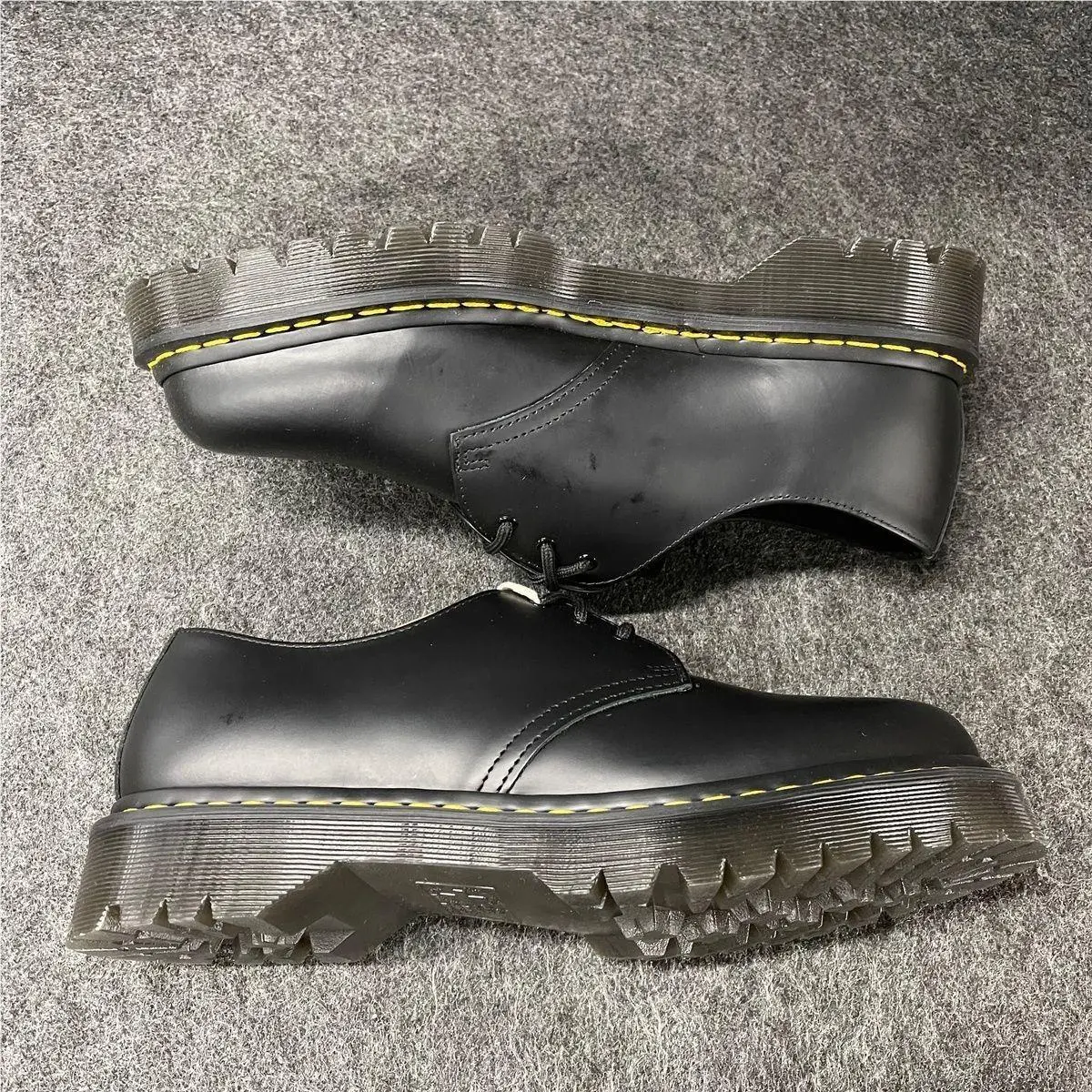 Dr. Martens shoes - vs-195467 - vs-195467 - Black (UPC: 883985883765) 2