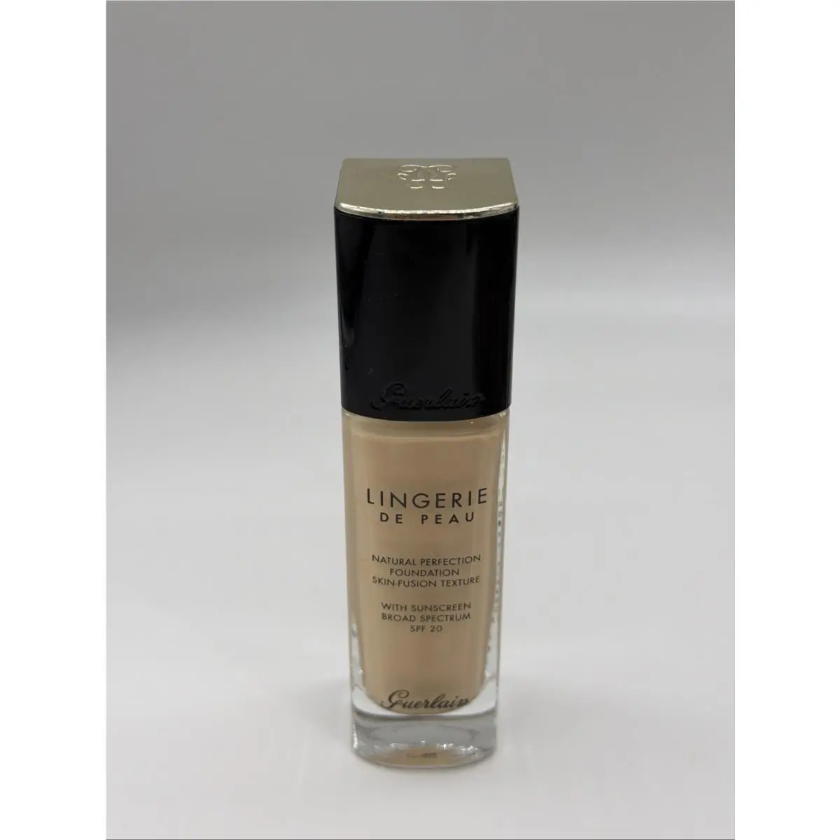 Guerlain Lingerie De Peau Foundation 02W 1.0 oz F8