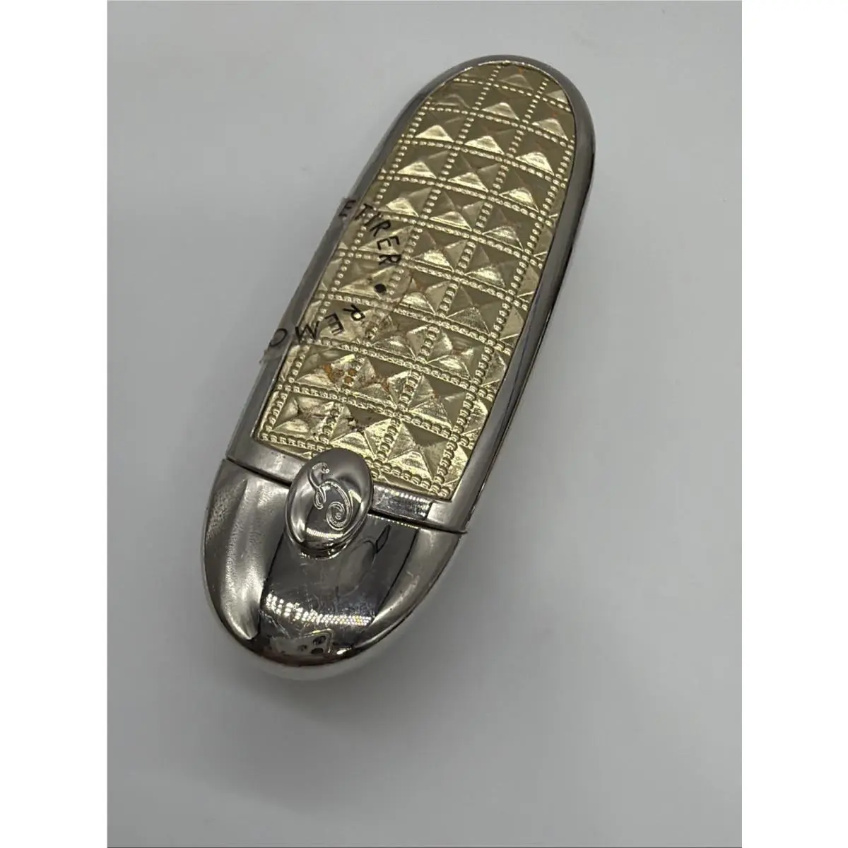 Guerlain Rouge Lipstick No.555 G1