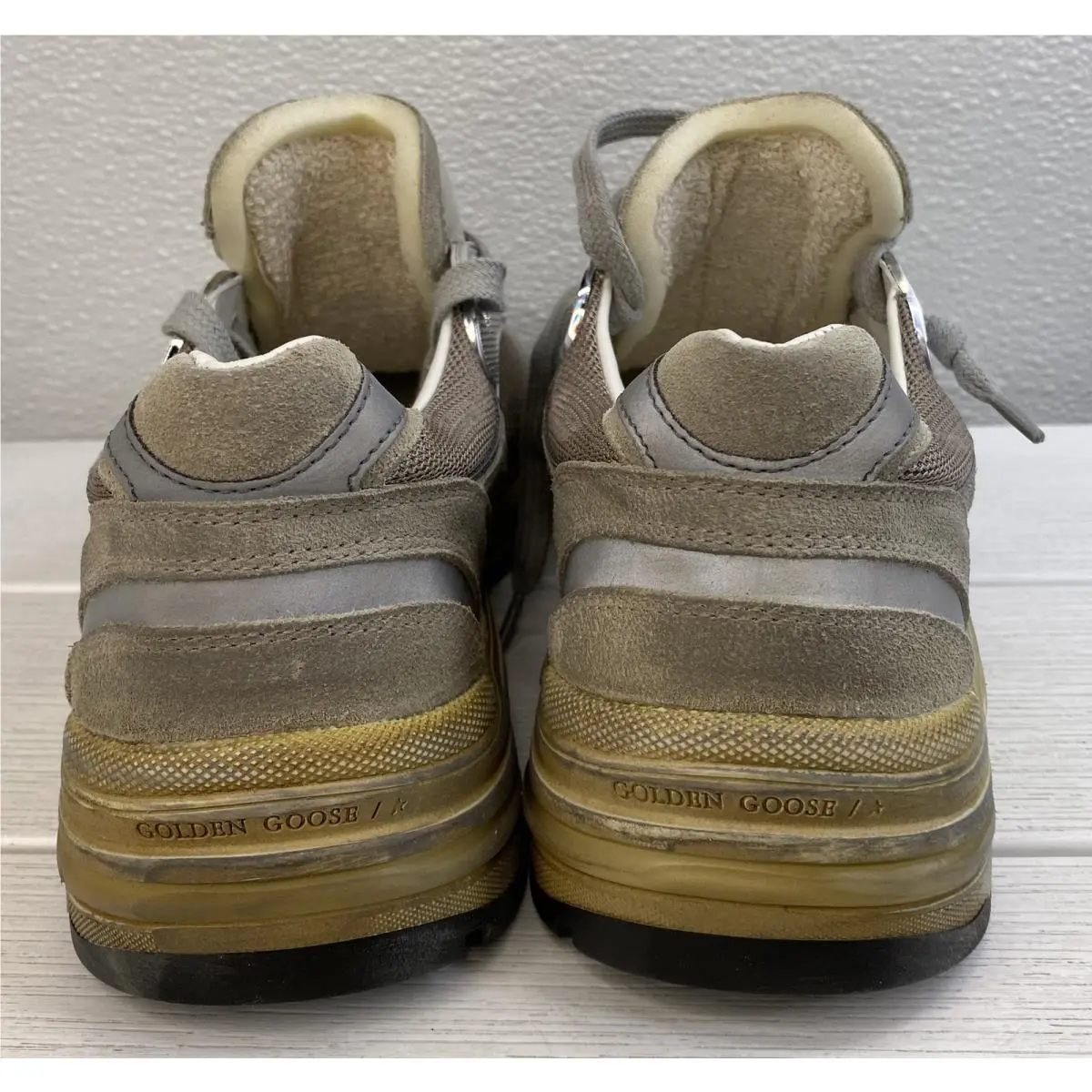 Golden Goose shoes - Beige 0
