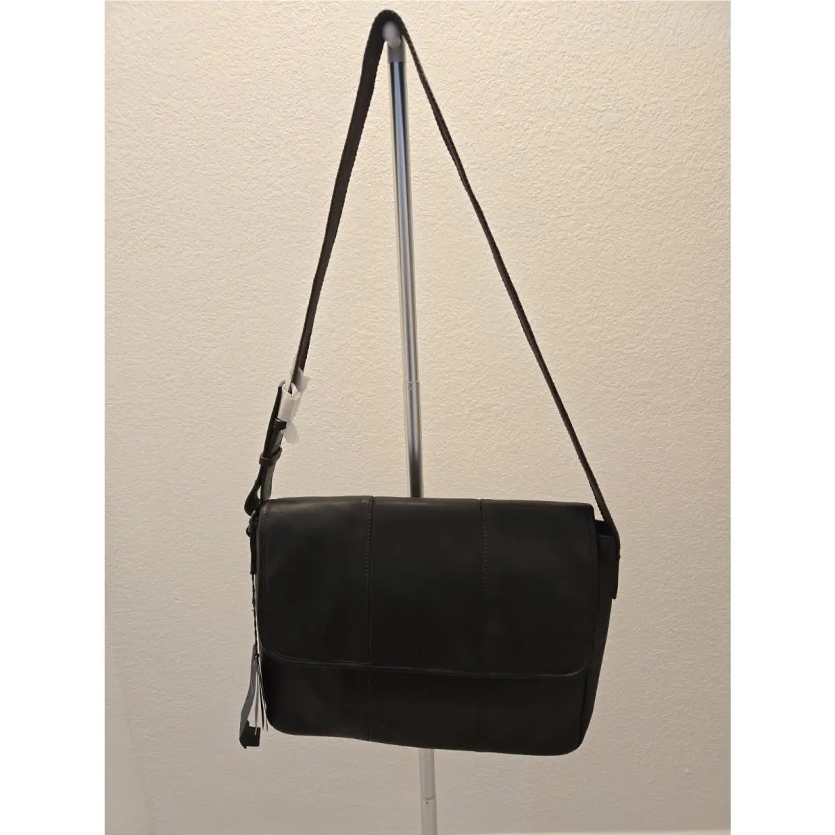 ​armani Jeans OS Brown Leather Flap Messenger Shoulder Crossbody Bag Unisex by Giorgio Armani