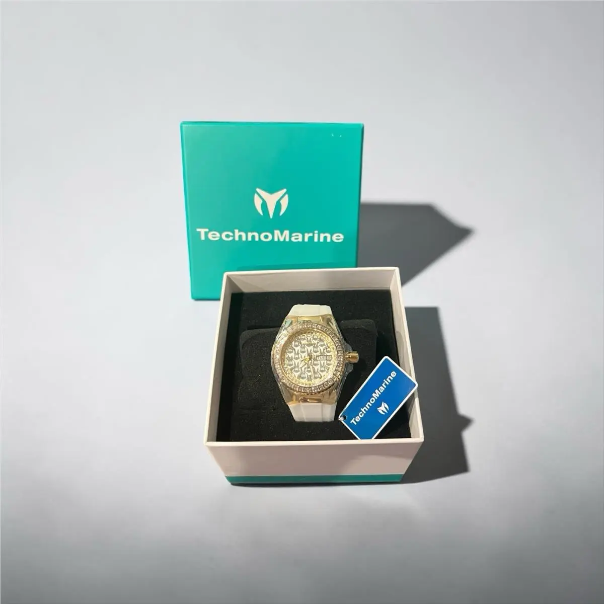 Technomarine Cruise 40 MM Face with White Silicone Band by TechnoMarine