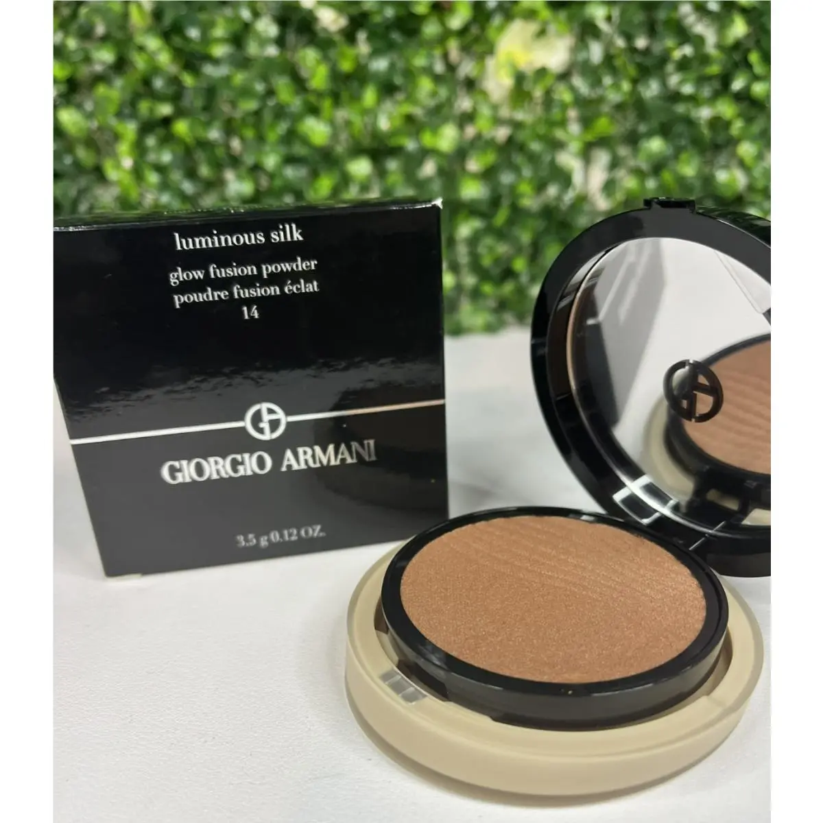 Giorgio Armani Luminous Silk Glow Fusion Powder 14 0.12 oz