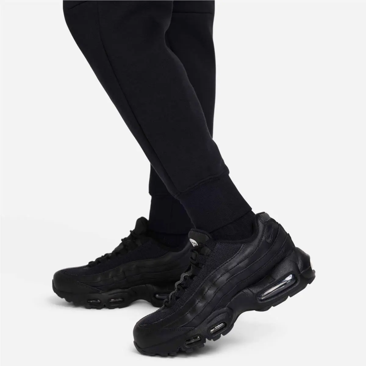 Nike clothing - Nike Sportswear Tech Fleece FD2975-010 - FD2975-010 - Black 11