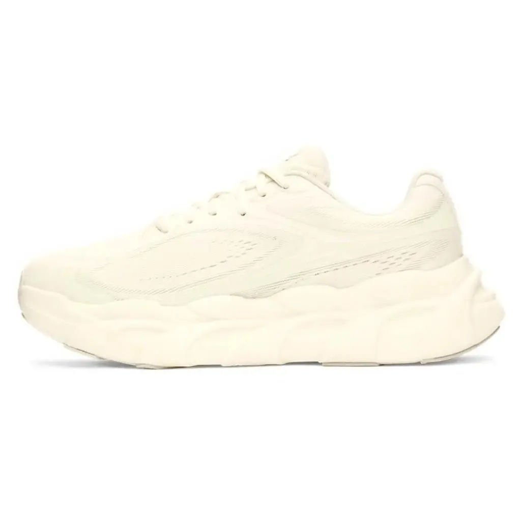 Under Armour shoes - Under Armour HB Runner 2 - White, Manufacturer: Winter White / Summit White / Metallic Silver - 513 4
