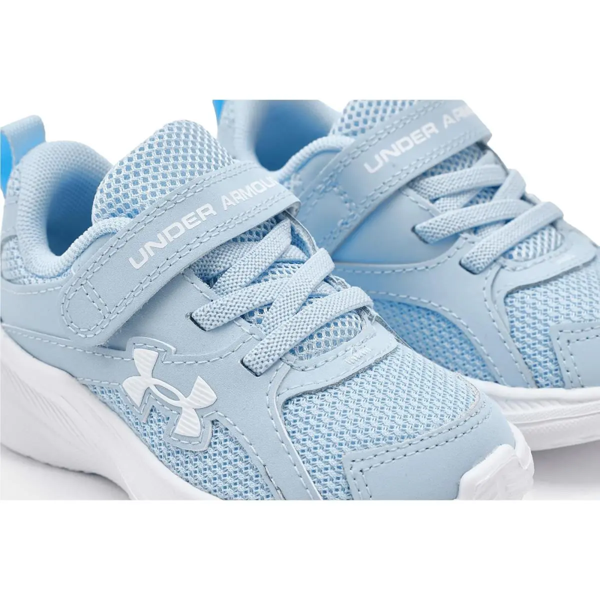 Under Armour shoes - Black/Black/White 32