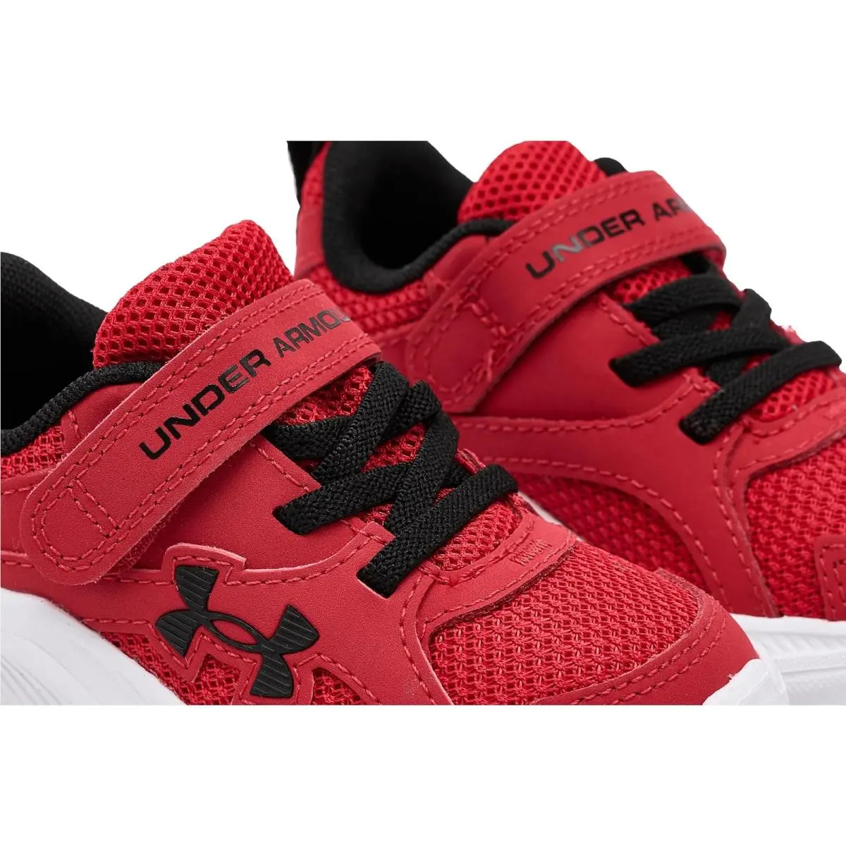 Under Armour shoes - Black/Black/White 39