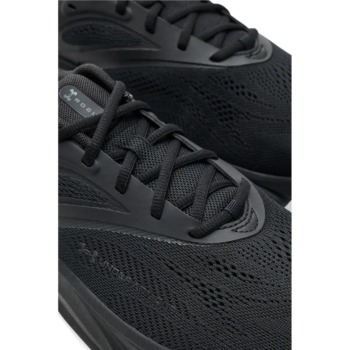 Under Armour shoes - Black/Black/White 4