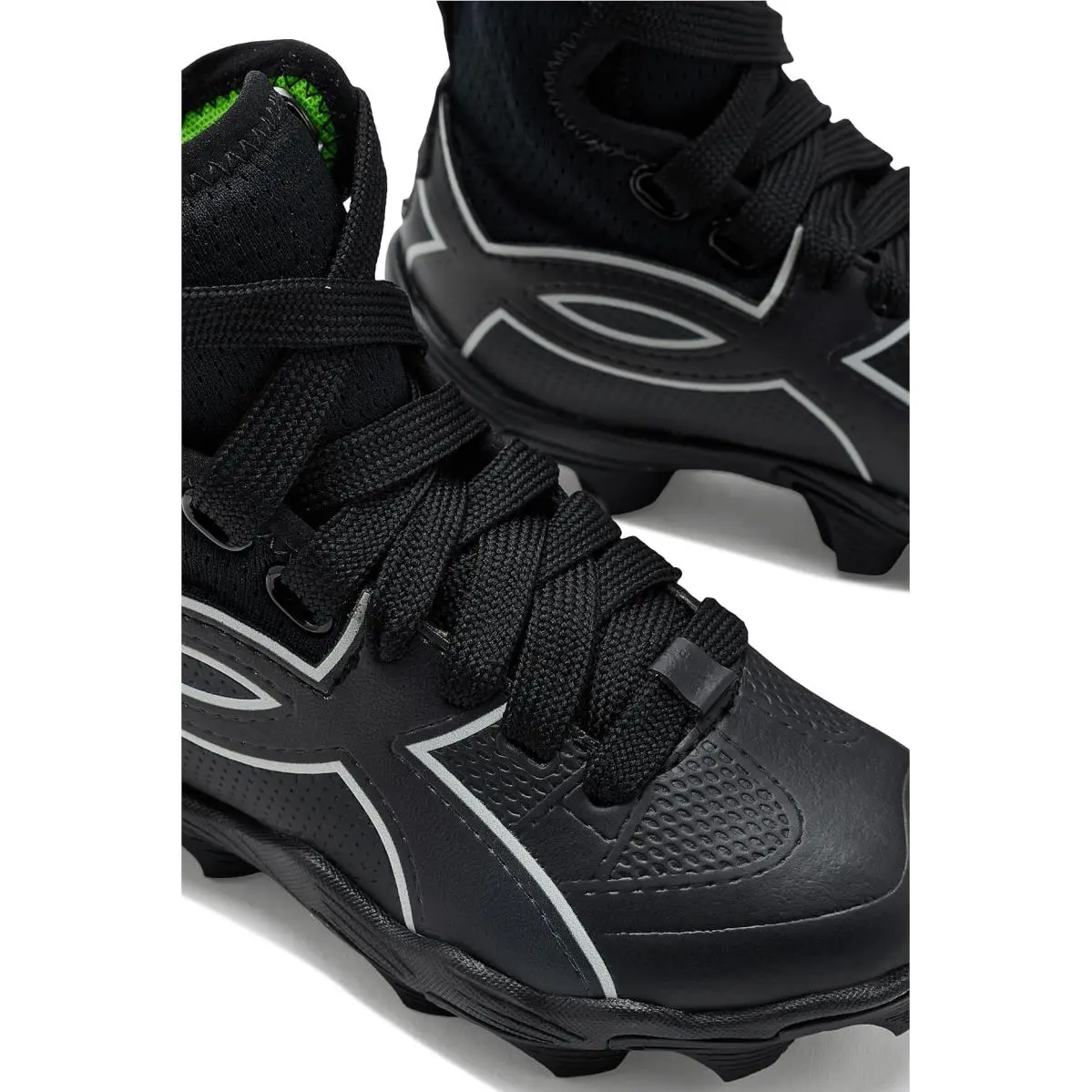 Under Armour shoes - Black/Black/Black 11