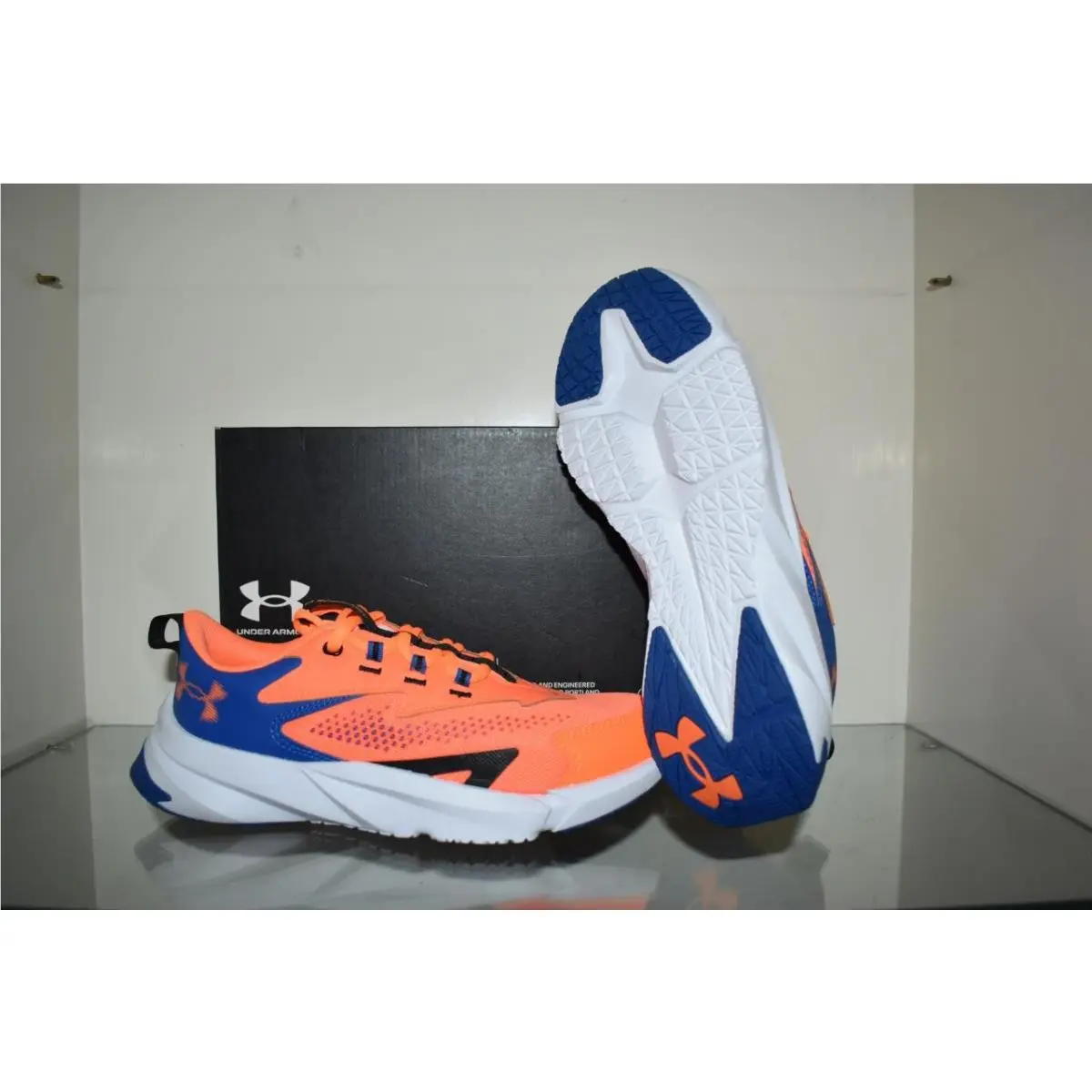 Under Armour Scramjet 6 Boy`s Grade School Running Shoes 3027691 800 Orange/blue