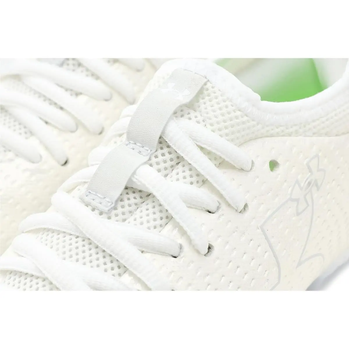 Under Armour shoes - Black/Black/White 25