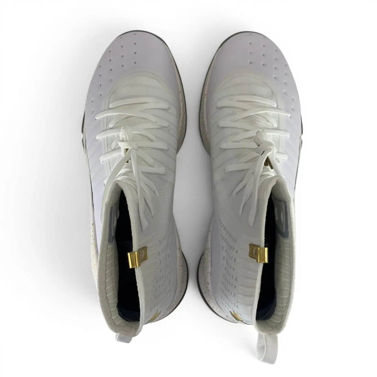 Under Armour shoes - Under Armour Curry 4 Retro - 1298306-111 - White 5