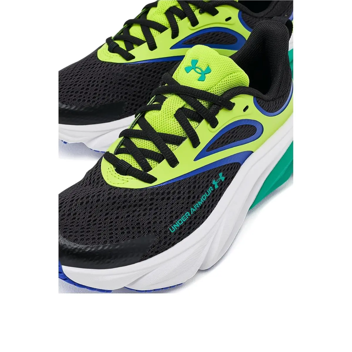 Under Armour shoes - Black/Black/White 18