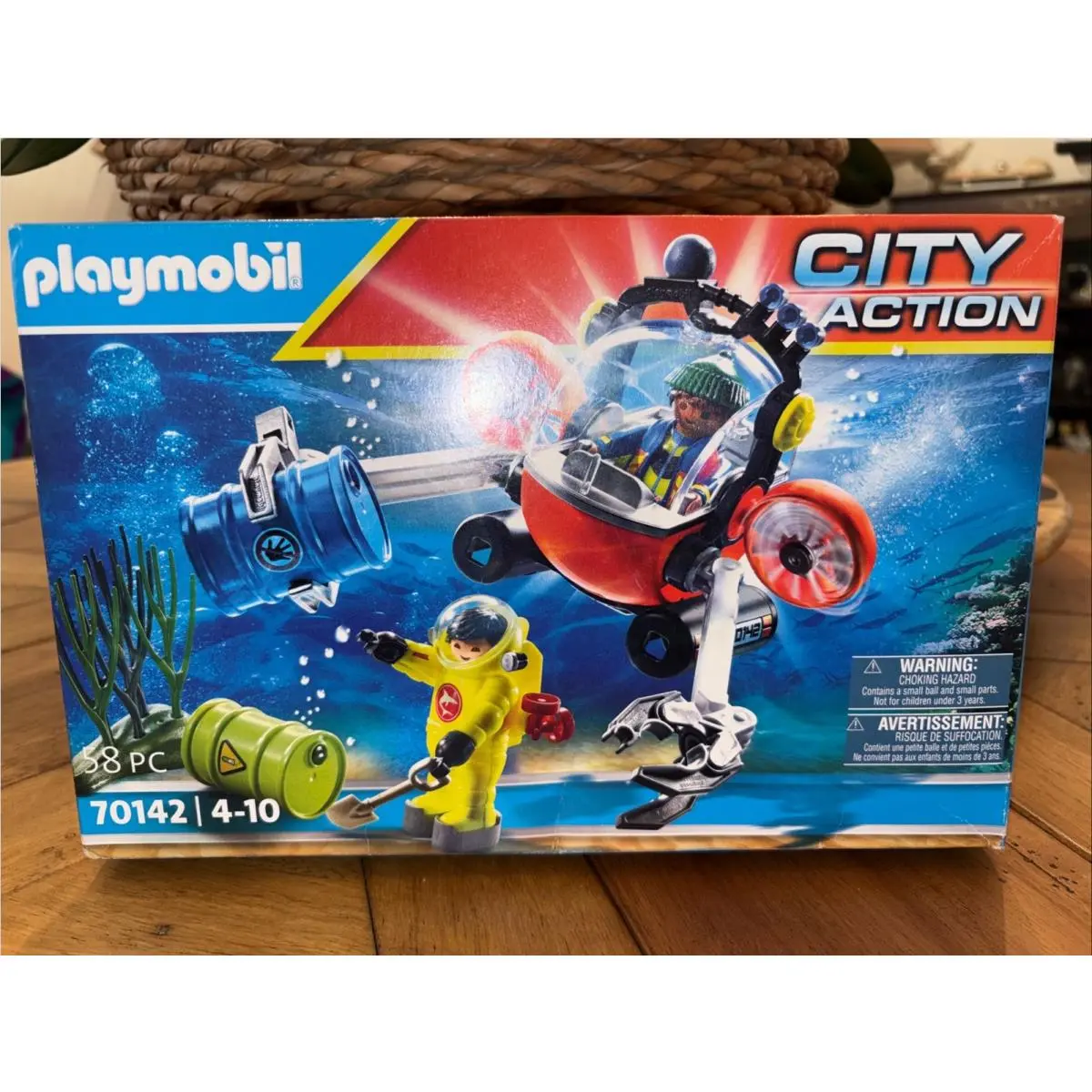 Playmobil Environmental Expedition Dive Boat Figure City Action 70142 Collect Ni