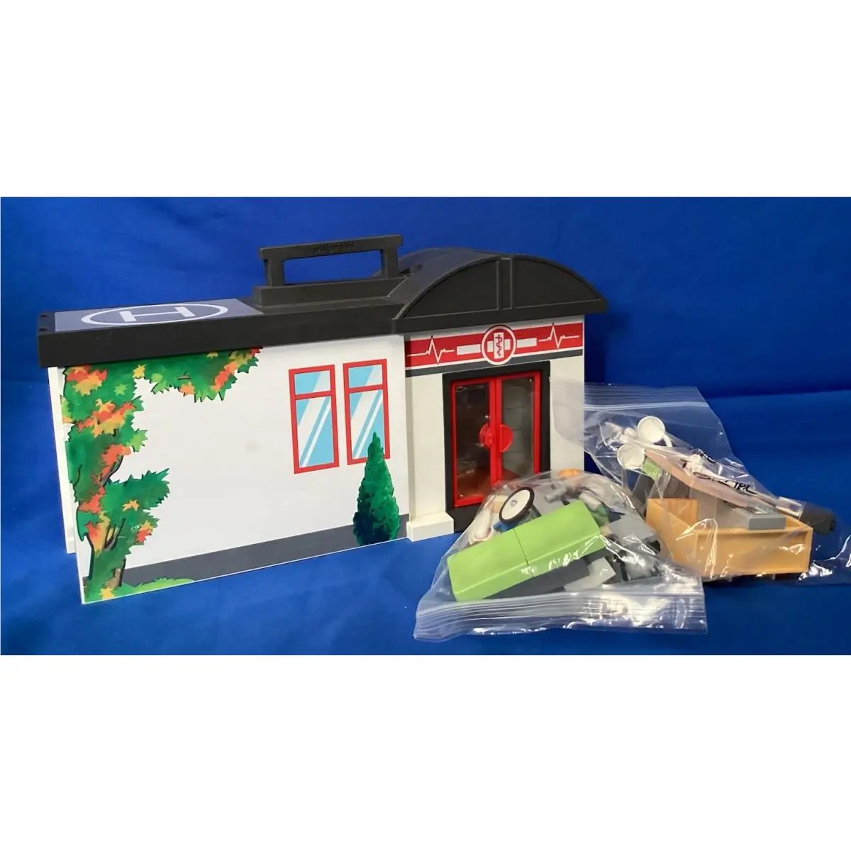 Playmobil Take Along Medical Center 5953 Play Set