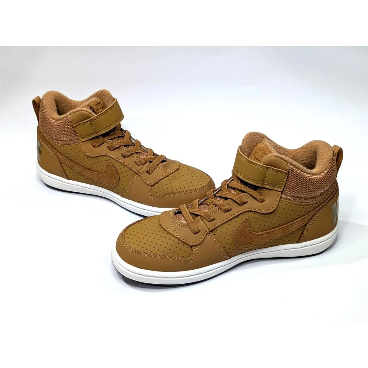 Nike Court Borough Mid Psv Wheat Boy`s Sneakers - Asst Sizes 870026-701