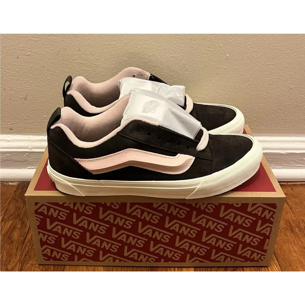Vans Knu Skool Sneaker Women`s Size 7 9