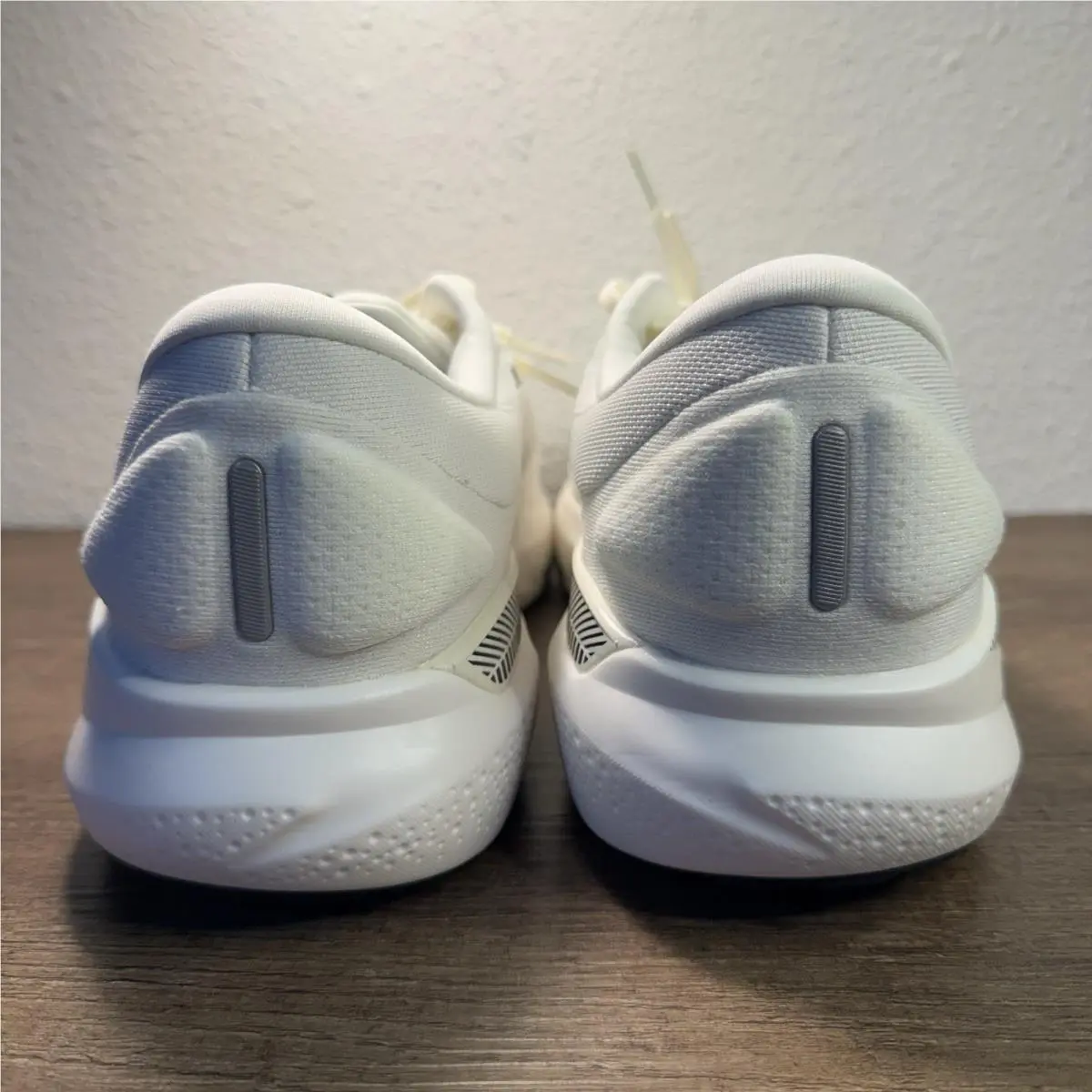 Brooks shoes - Brooks Adrenaline GTS 24 - Adrenaline GTS - 110437 1D 137 - White 8