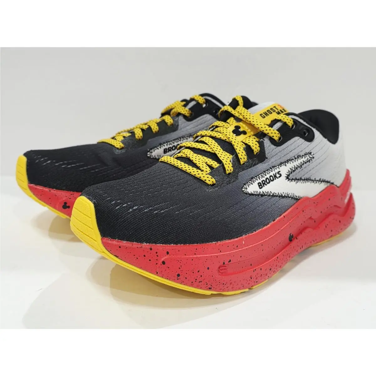 Brooks shoes - Brooks Ghost Max 2 Mickey Mouse - 120495 1B 695 - Multicolor (UPC: 195394706451) 4