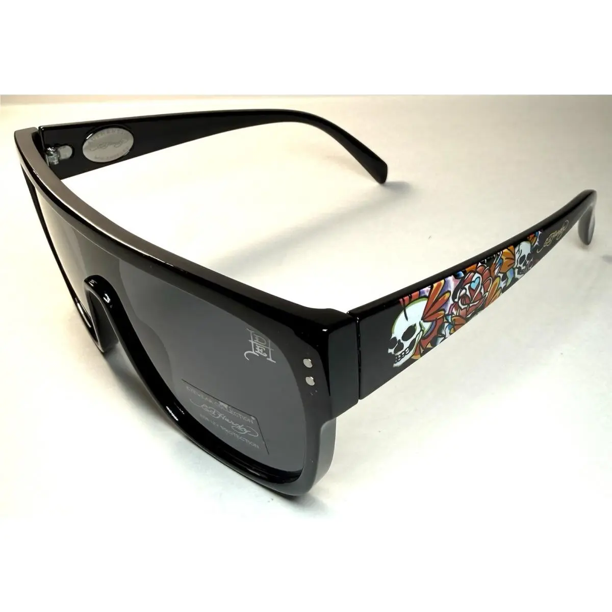 ED Hardy Black Skull Flower Sunglasses + Case by Ed Hardy