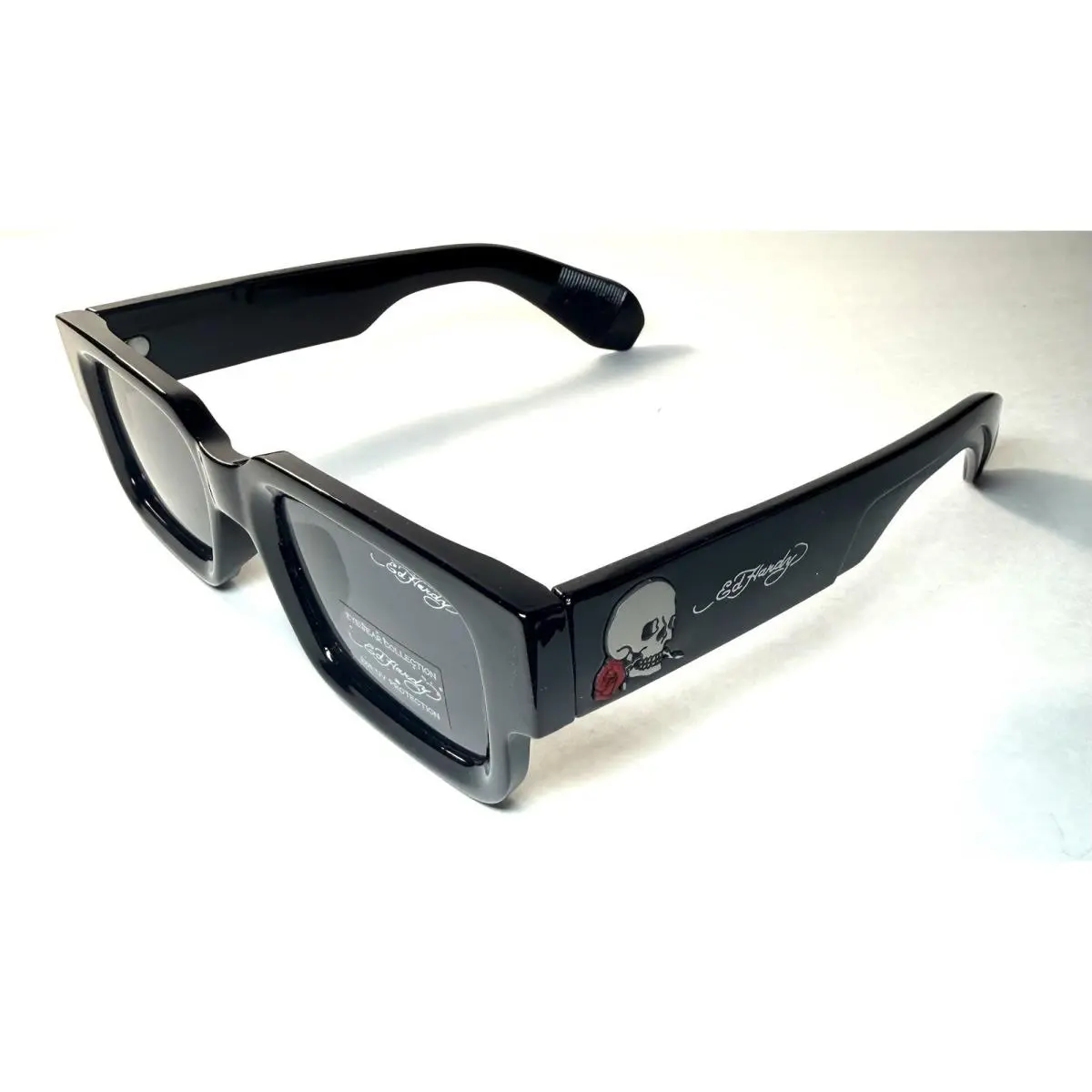 ED Hardy Black White Skull Sunglasses + Case by Ed Hardy