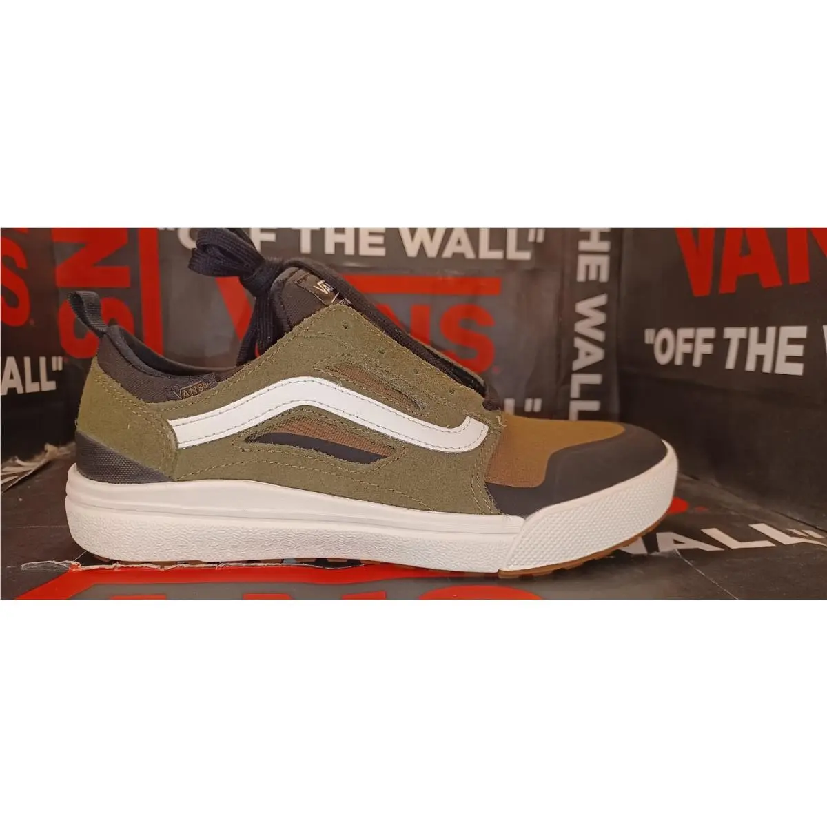 Vans shoes - Vans UltraRange 3d - UltraRange - VNOA3TKWXN3 - Beech Black Green 11