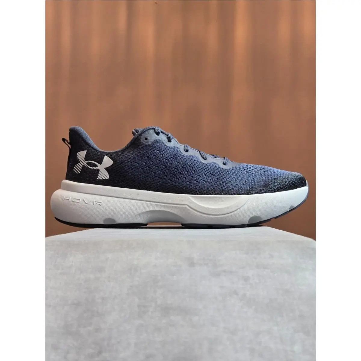 Under Armour UA Infinite - Downpour Gray / Black 3027523-044 Mens Size 9.5