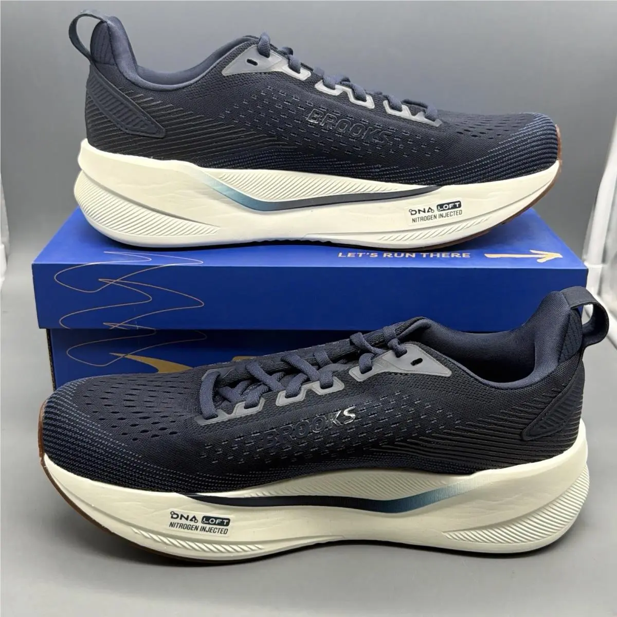 Brooks shoes - Brooks Ghost Max 4 - Ghost Max - 1104962E463 - Navy (UPC: 0195394887655) 1